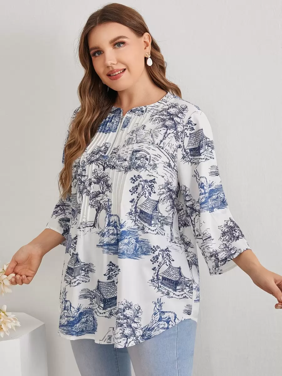 EMERY ROSE 大碼拉鏈半開襟捲邊邊袖風景上衣 - 藍白色 - 查看 1