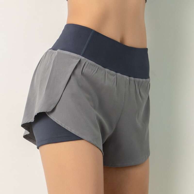 

Medium Stretch Pocket Detail Sports Shorts, Grey