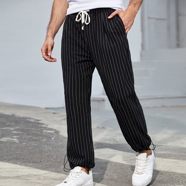

Men Striped Print Drawstring Waist Tapered Pants, Black