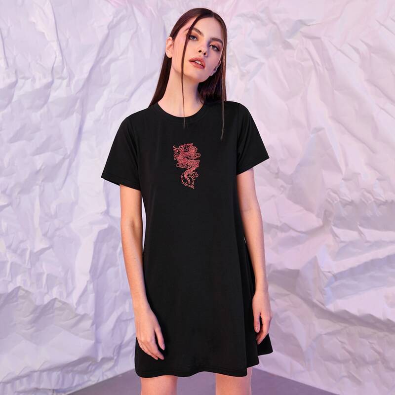 

Chinese Dragon Print Nightdress, Black