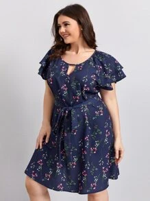 SHEIN Clasi 大碼鎖孔領蝴蝶袖繫腰帶連衣裙 - 藏蓝色 - 查看 4