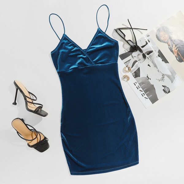 

Plus Solid Velvet Dress, Dusty blue