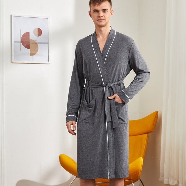 

Men Contrast Binding Pocket Front Self Belted Robe, Dark grey