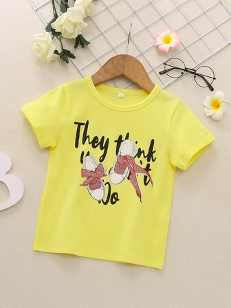 تي شيرت بجرافيك رسوم كارتون وشعار للبنات الصغار