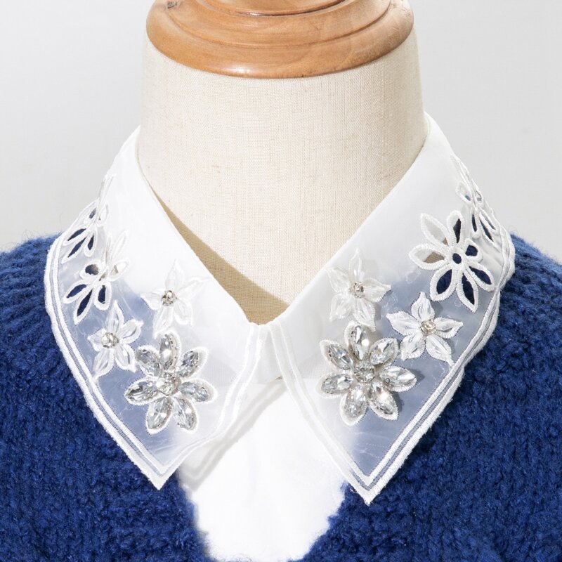 

Rhinestone Flower Decor Dickey Collar, White