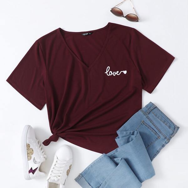 

Plus Heart And Letter Graphic V-neck Tee, Maroon