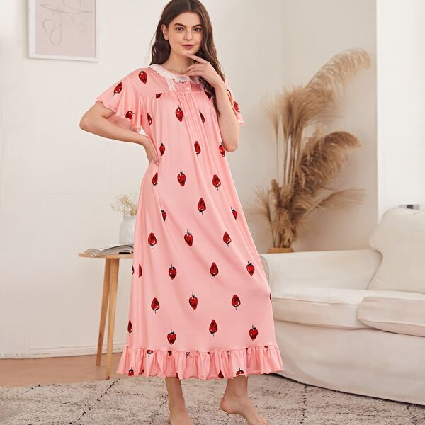 

Schiffy Trim Flounce Sleeve Strawberry Print Sleepdress, Baby pink