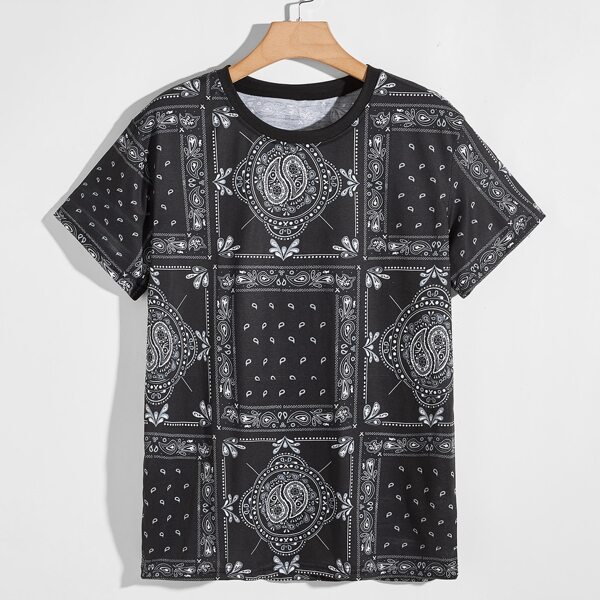 

Men Paisley Print Short Sleeve Tee, Black