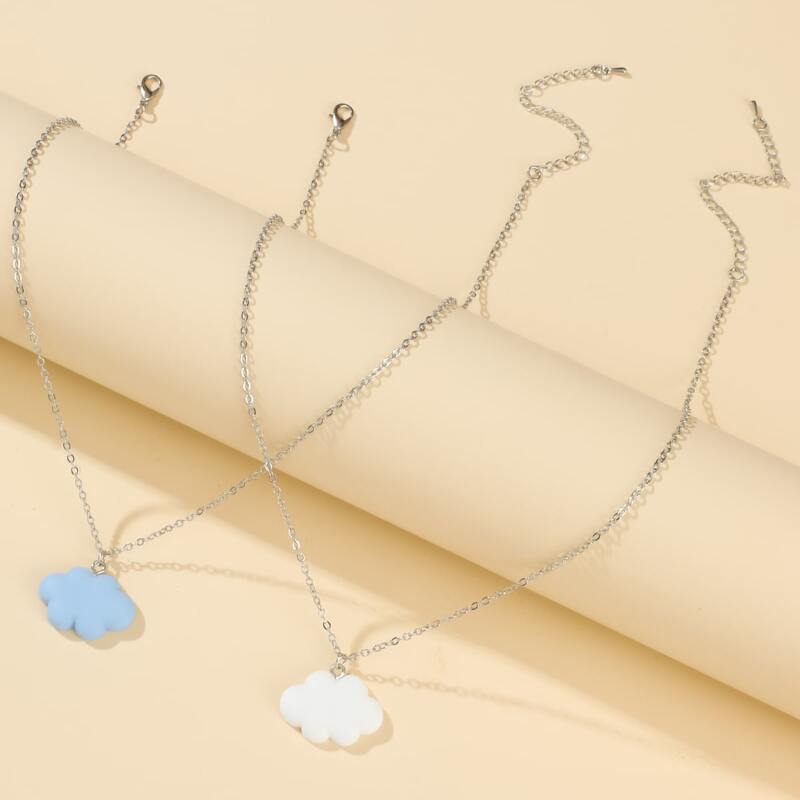 

2pcs Cloud Pendant Necklace, Multicolor