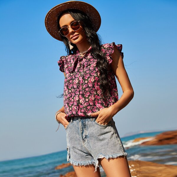 

Tie Neck Allover Floral Blouse, Multicolor