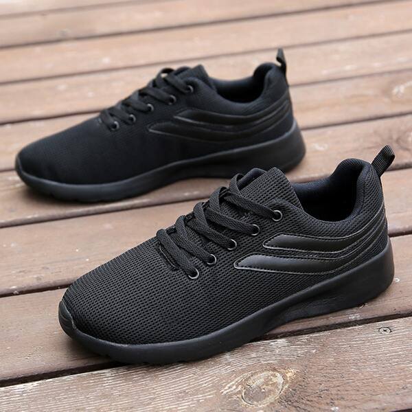 

Men Low Top Mesh Sneakers, Black