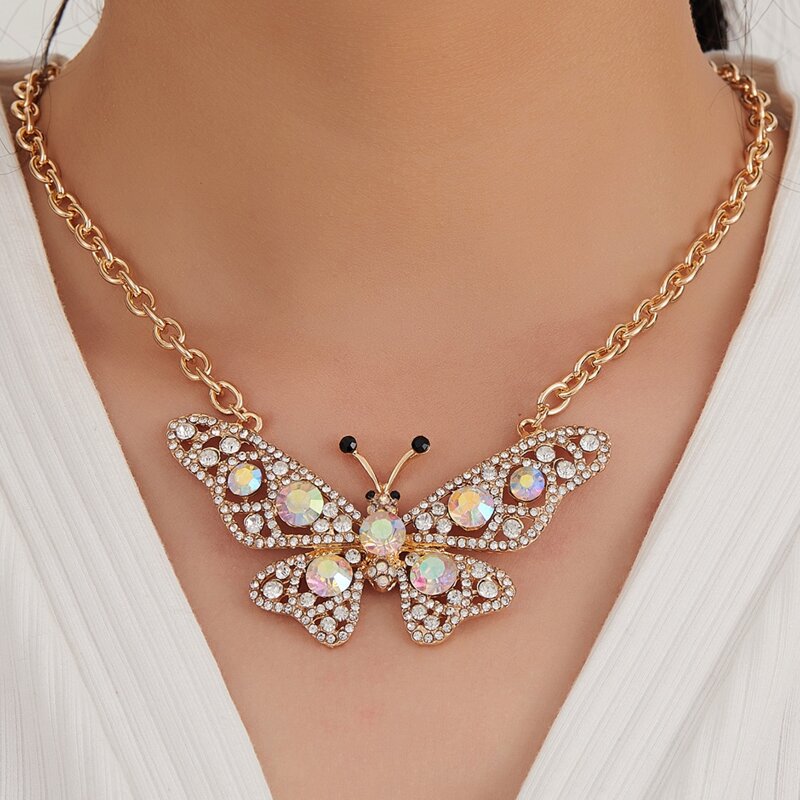 

Rhinestone Butterfly Decor Necklace, Gold