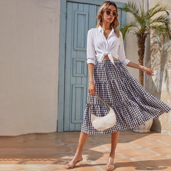 

Gingham Ruffle Hem Flared Skirt, Black and white