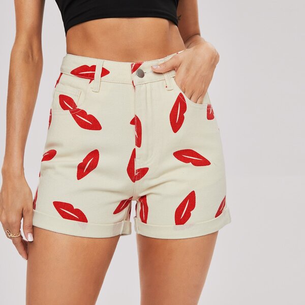 

Slant Pocket Mouth Print Denim Shorts, Beige
