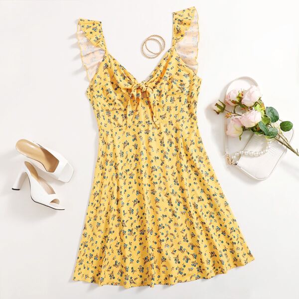 

Plus Ruffle Trim Knot Front Ditsy Floral Dress, Yellow
