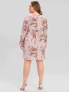 SHEIN Plus Floral Print Belted Dress - Multicolor - View 2