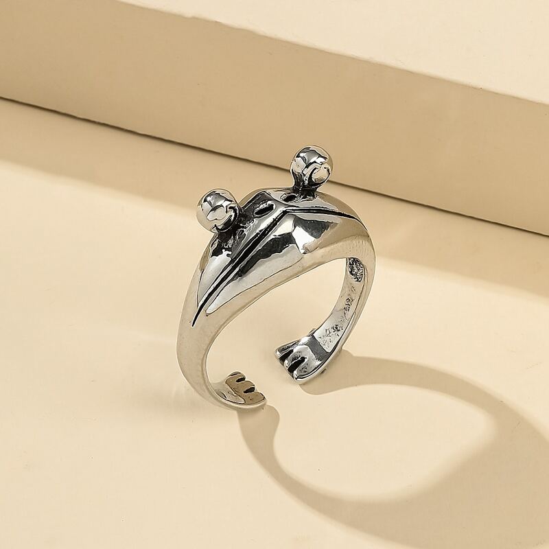 

Frog Cuff Ring, Silver