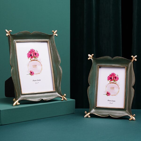 

1pc Vintage Design Photo Frame, Green