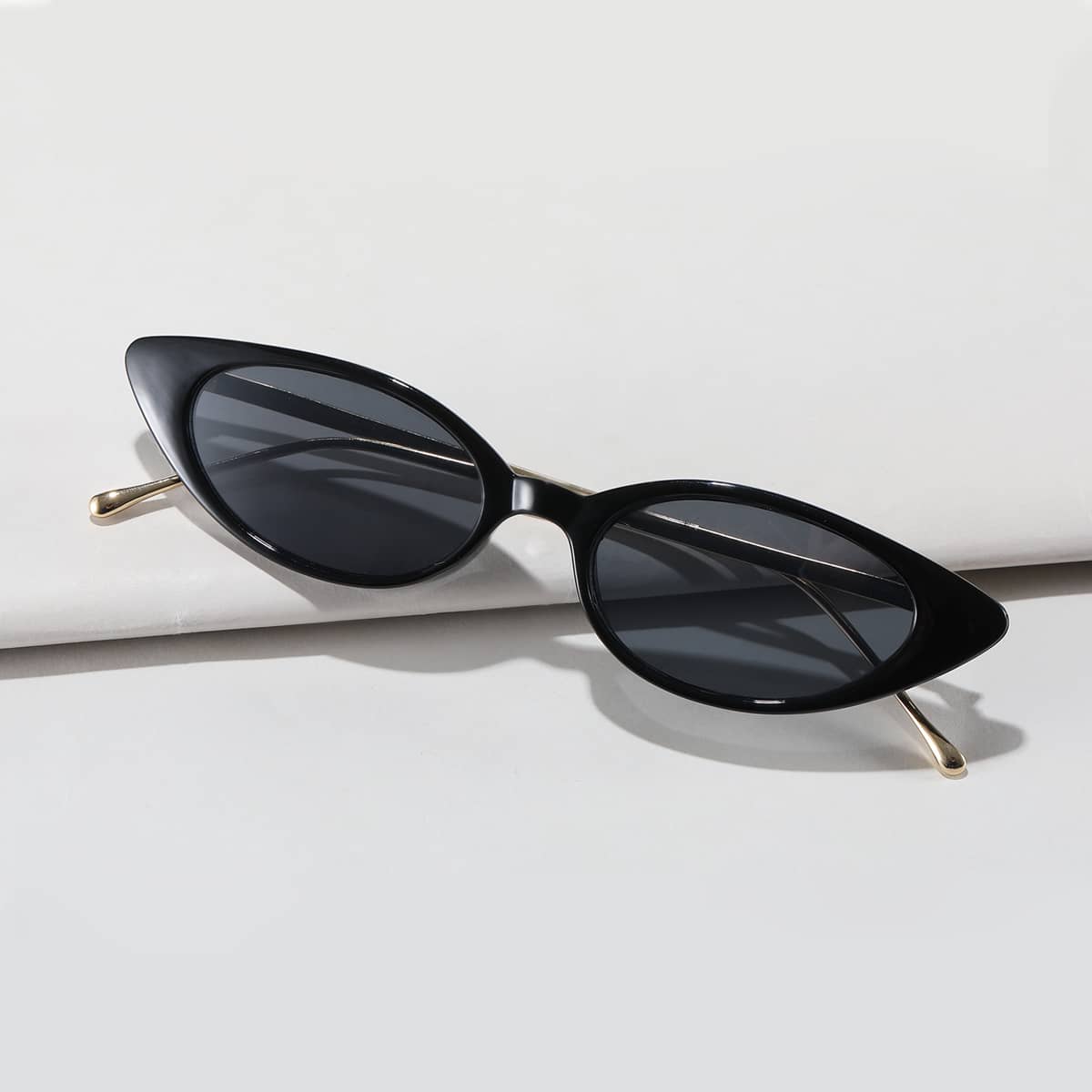 

Cat Eye Sunglasses