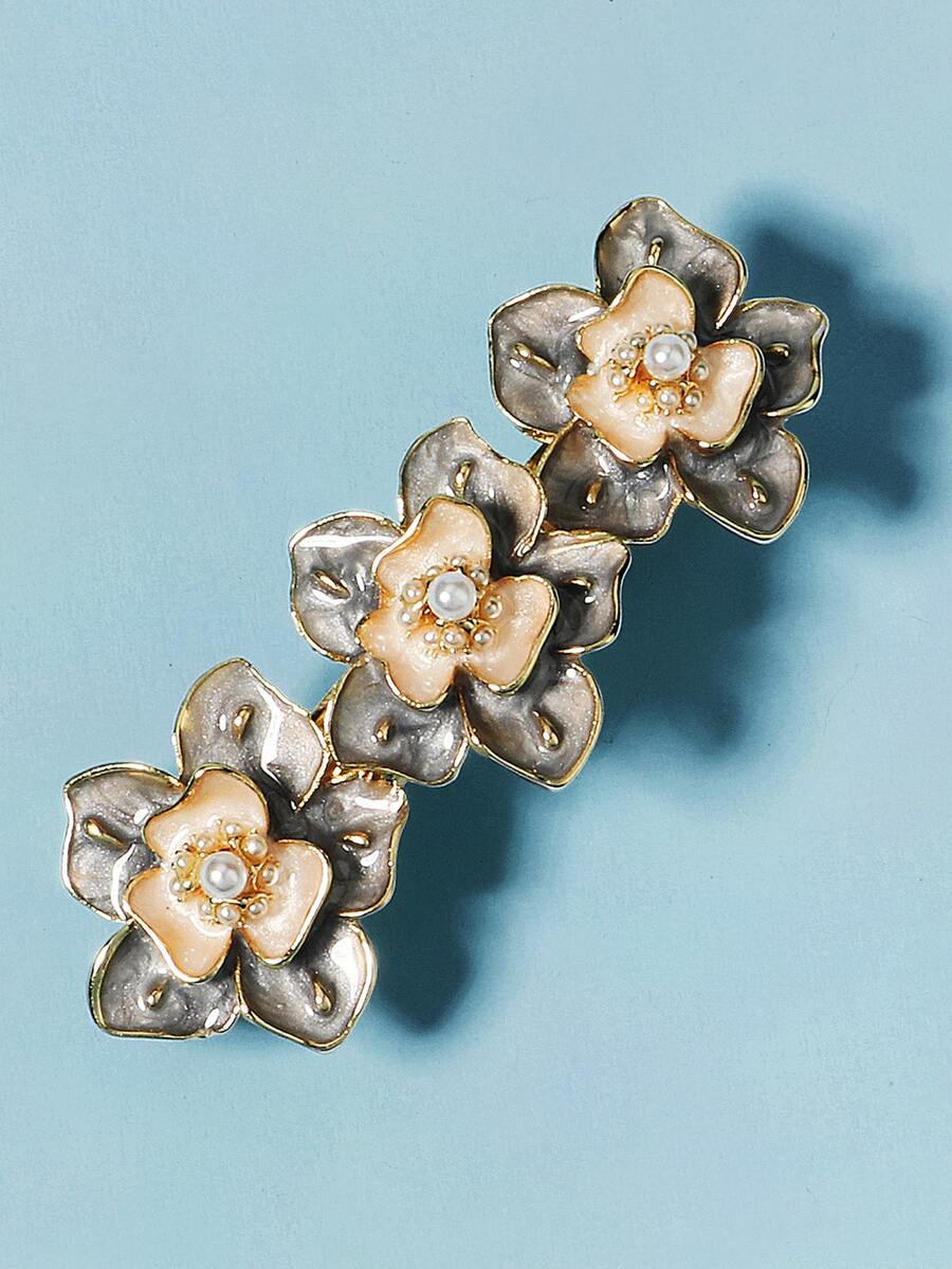 Flower Design Hair Clip - Gold - View 1