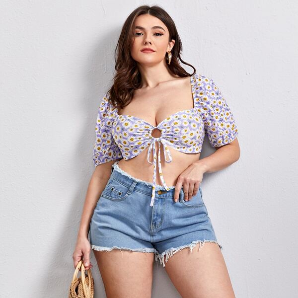 

Plus Allover Floral Print Ruched Tie Front Milkmaid Crop Top, Multicolor
