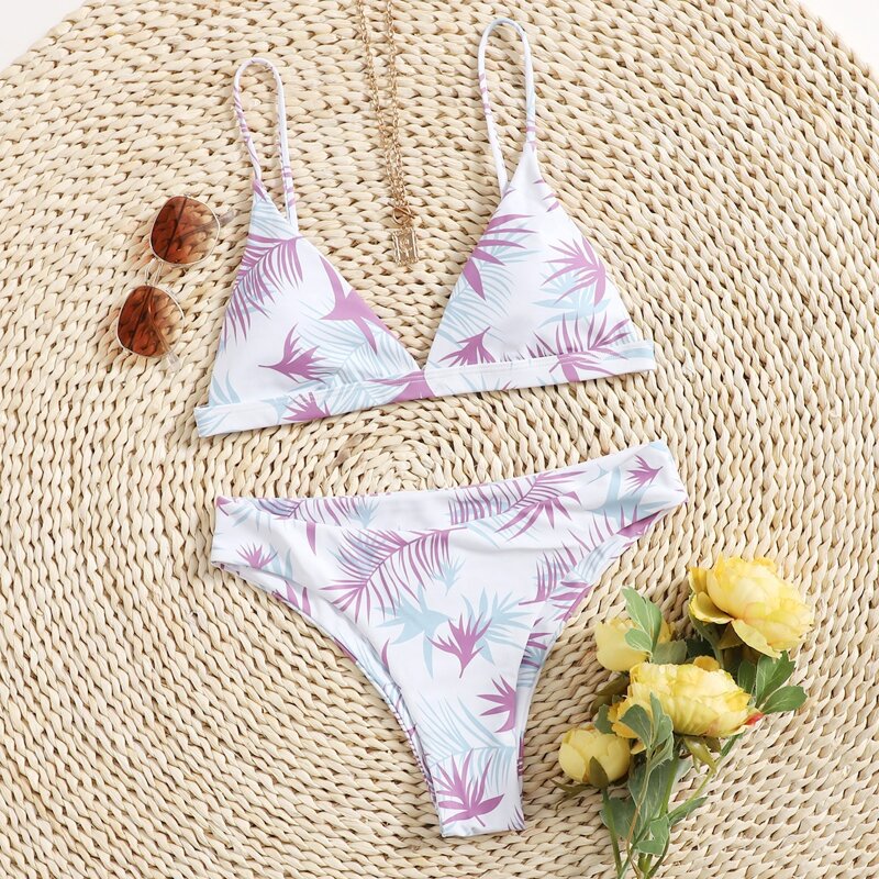 

Leaf Graphic Triangle Bikini Swimsuit, Multicolor