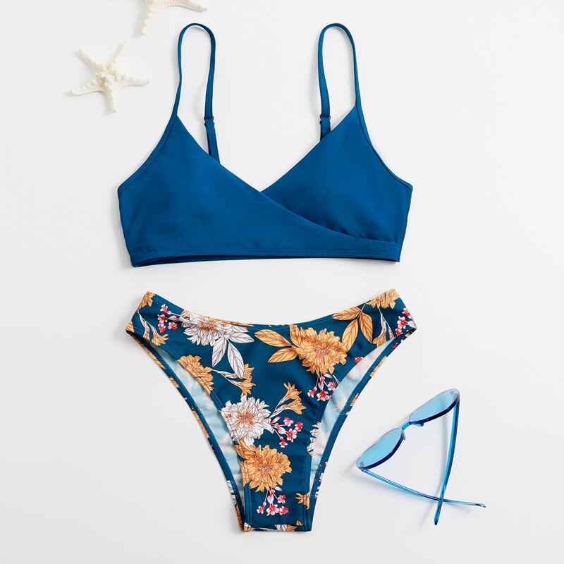 

Flower Graphic Wrap Bikini Swimsuit, Multicolor