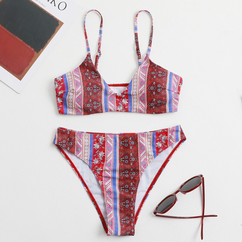 

Ditsy Flower Patched Bikini Swimsuit, Multicolor