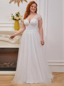 EVERPRETTY Plus Contrast Lace Wedding Dress - White - View 5