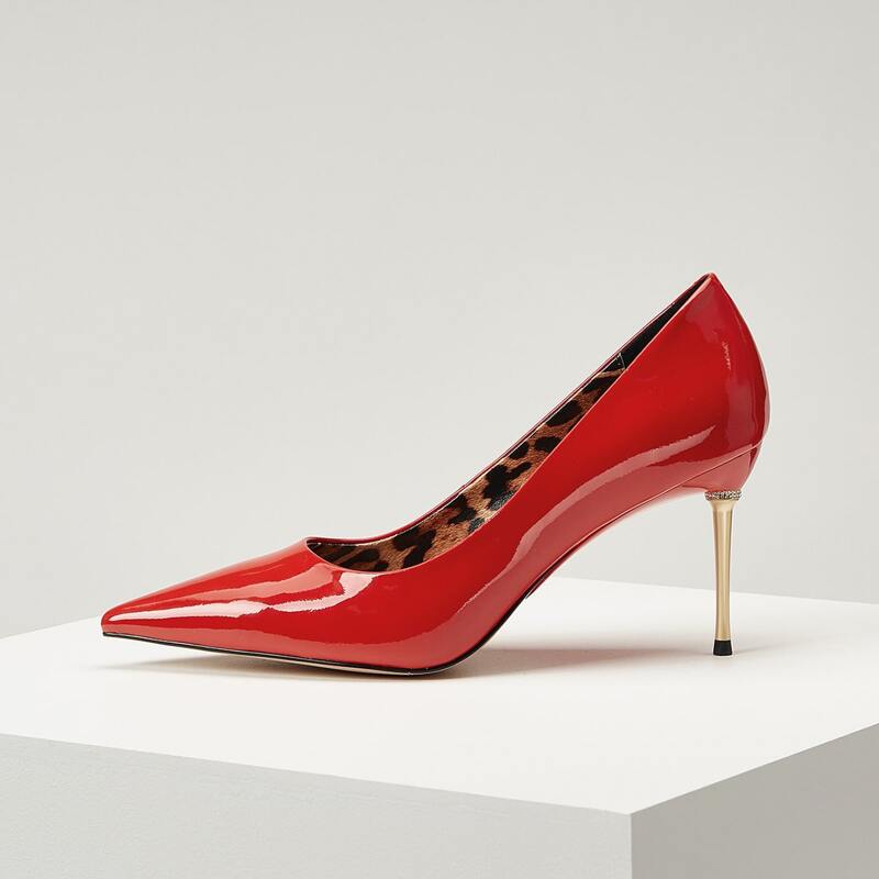 

LEATHER STILETTO HEELED COURTS, Red