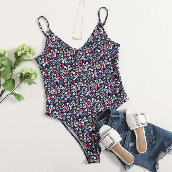 

Plus Floral Cami Bodysuit, Multicolor