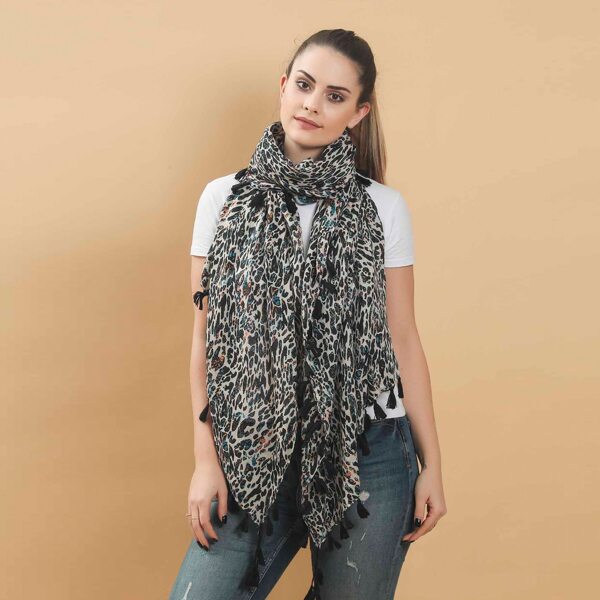 

Leopard Pattern Tassel Hem Scarf, Multicolor