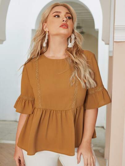 Top à manches cloche avec pièces en dentelle