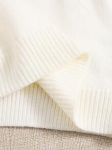 Mushroom Embroidery Crop Knit Top - White - View 4