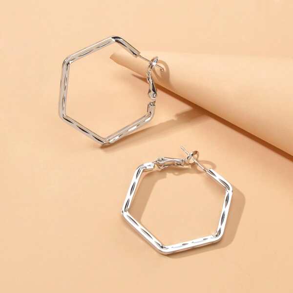 

Hollow Out Geo Hoop Earrings, Silver