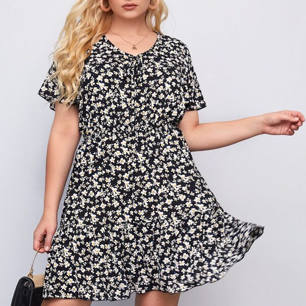 

Plus Ditsy Floral Print Tie Front Ruffle Hem Dress, Multicolor