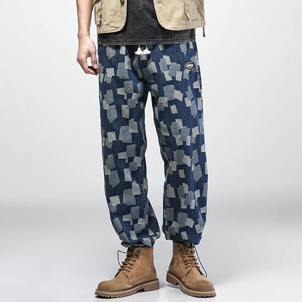 

Men Allover Print Drawstring Cuff Jeans, Multicolor