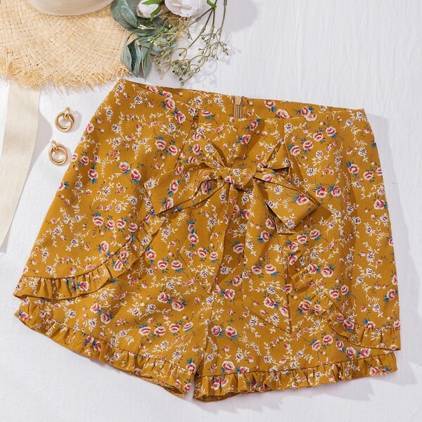 

Ditsy Floral Tie Front Ruffle Hem Shorts, Mustard yellow