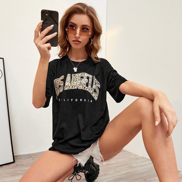 

Letter Graphic Oversized Tee, Black