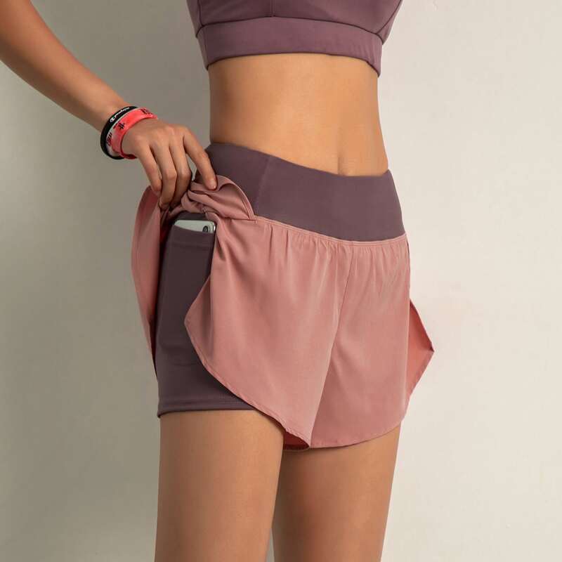 

Medium Stretch Pocket Detail Sports Shorts, Coral pink