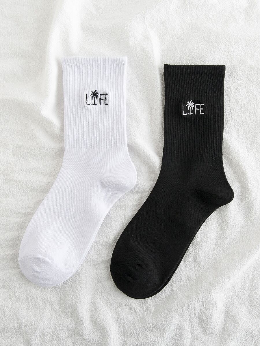 2pairs Men Letter Embroidery Crew Socks - Black and White - View 1