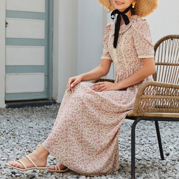 

Ditsy Floral Print Peter Pan Collar Dress, Multicolor