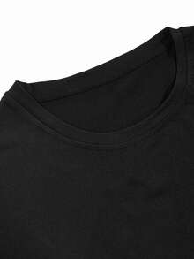 Manfinity Men Flower Print Curved Hem Tee - Black - View 3
