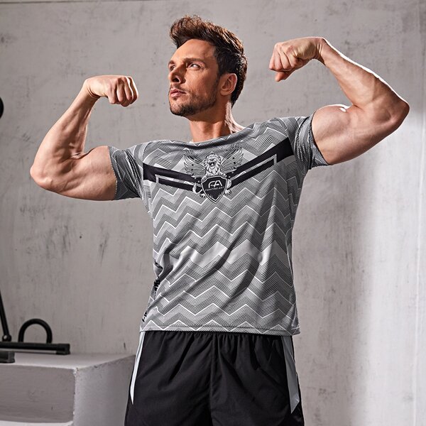 

Men Chevron And Lion Print Sports Tee, Grey
