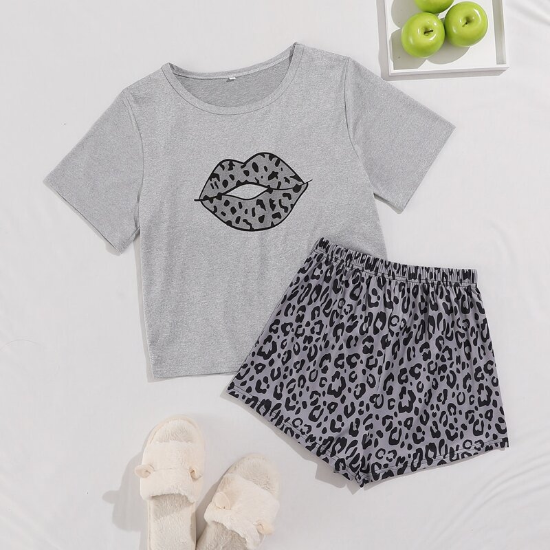 

Leopard & Lip Print Pajama Set, Multicolor
