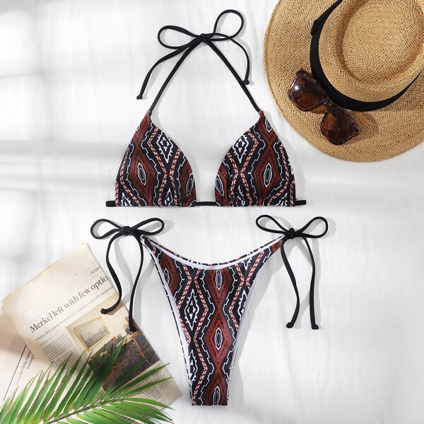 

Geometric Graphic Halter Bikini Swimsuit, Multicolor