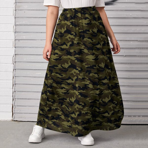 

Plus Elastic Waist Camo Skirt, Multicolor