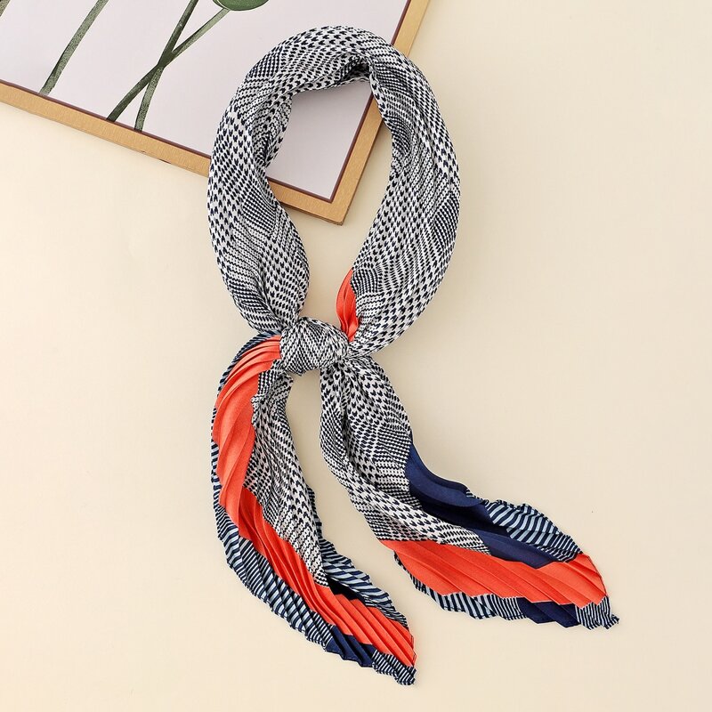 

Houndstooth Pleated Bandana, Multicolor