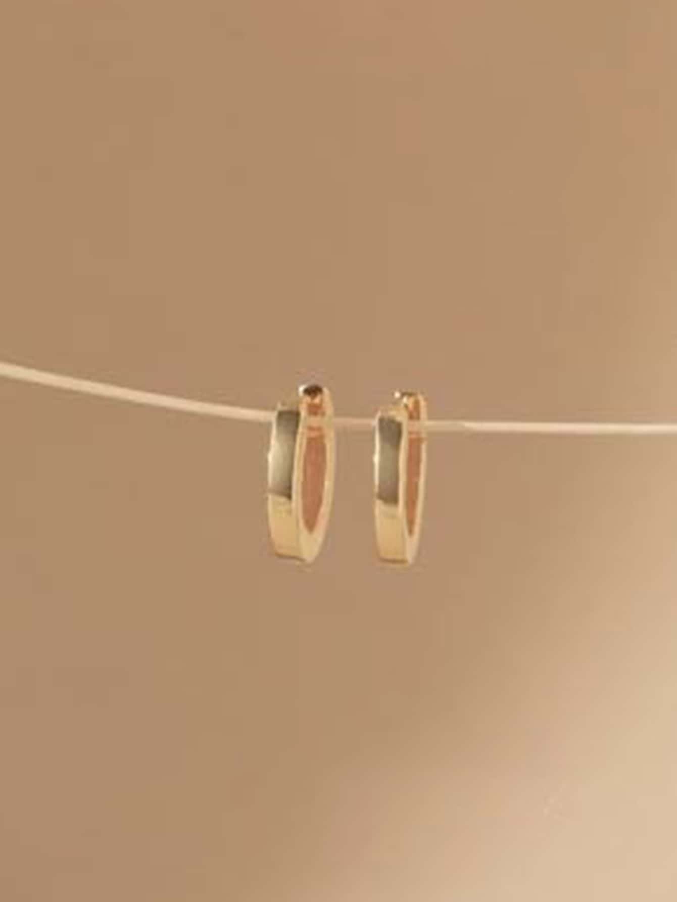 Minimalist Hoop Earrings