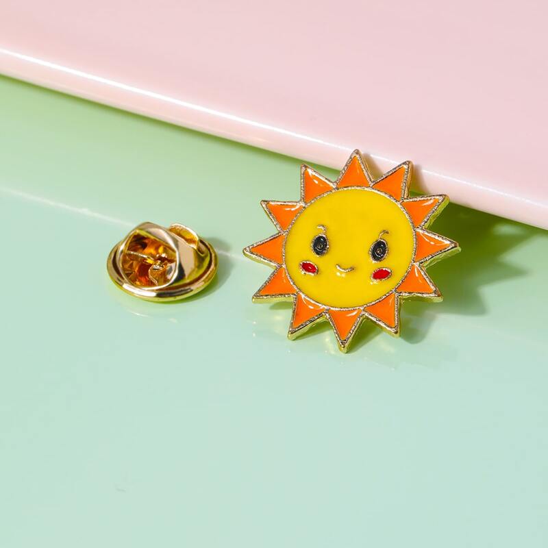 

1pc Sun Brooch, Yellow